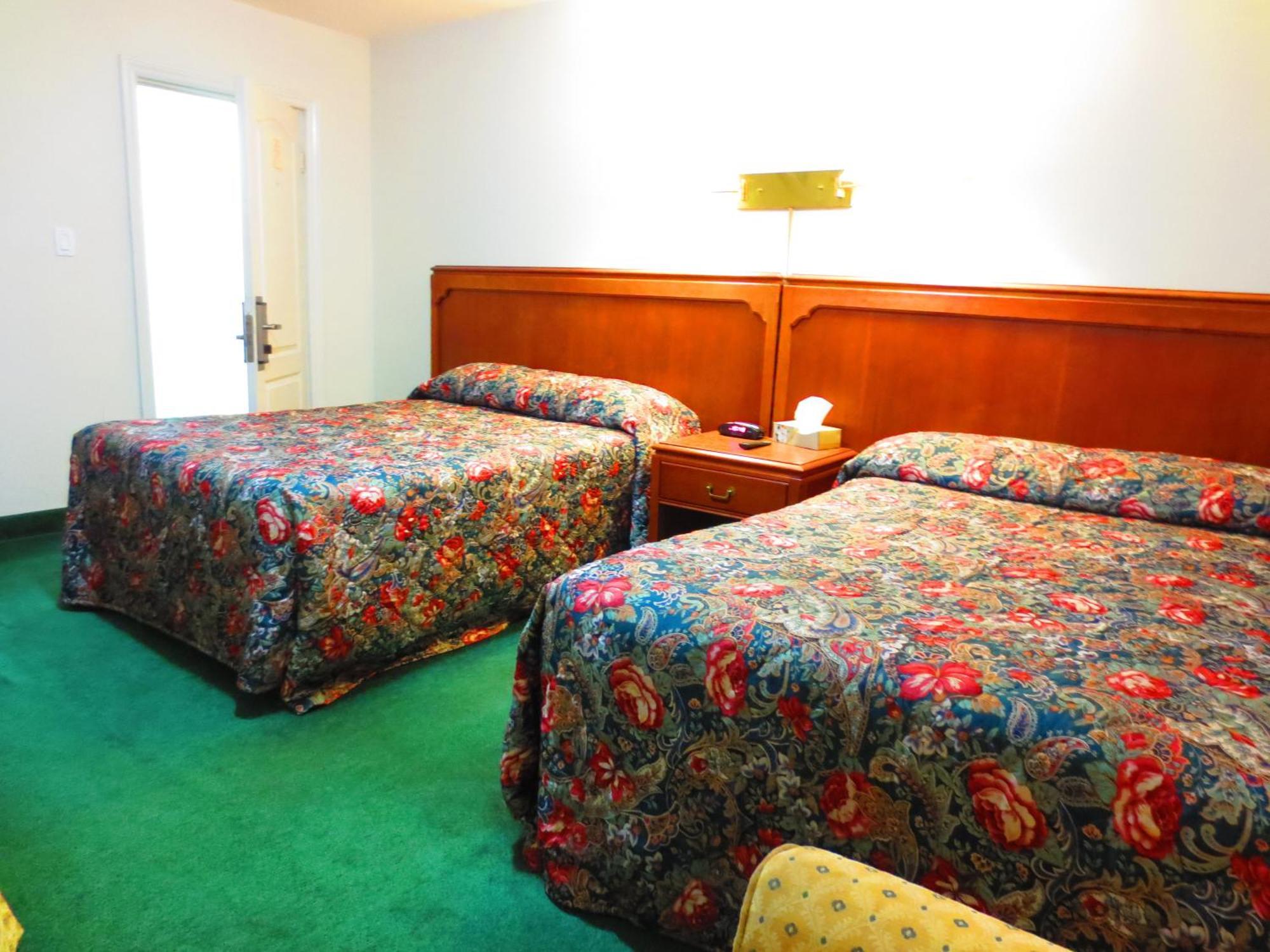 Canadiana Motel Hanover Экстерьер фото