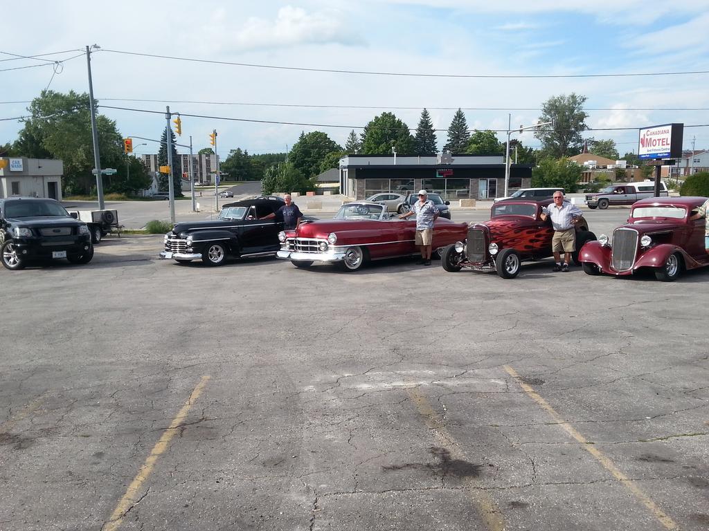 Canadiana Motel Hanover Экстерьер фото